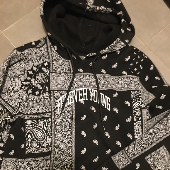 Brooklyn Cloth Other - Brooklyn Cloth  Hoodie 🖤